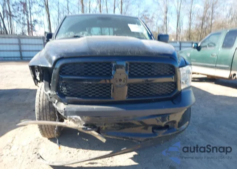 2020 Ram 1500 Classic Tradesman 4X4 5'7 Box z USA, uszkodzony, nr VIN 3C6RR7KG8LG162059